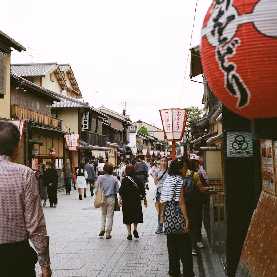 Shot on Leica M6, Kodak Portra 400
